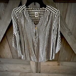 Anne Klein Striped Blouse Size Small 3/4 Sleeves Gold Zipper Metallic Detail